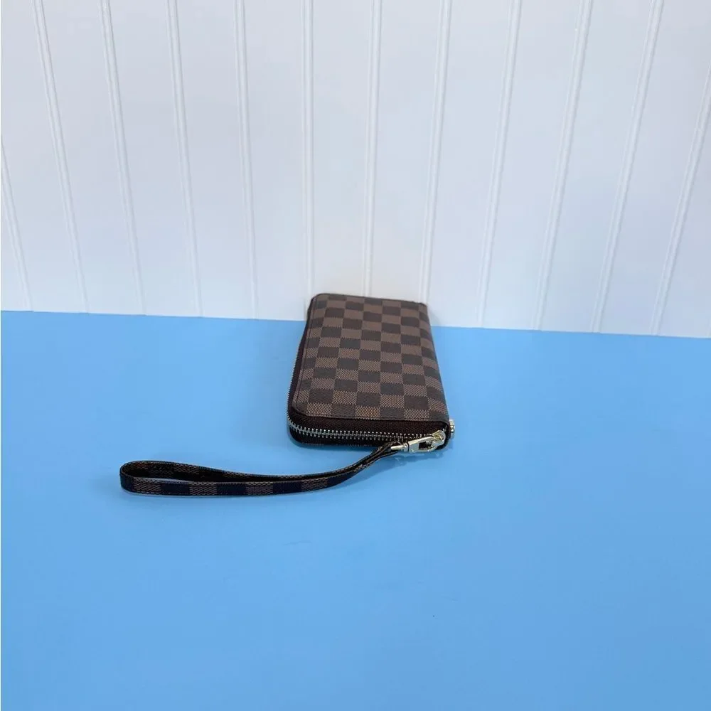 Very great quality‎ Women Wristlet Wallet